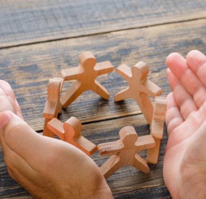 manos-figuras-de-madera-para-david-leon-en-motril-granada Manos Y Figuras de madera para Servicios de David Leon en Motril (Granada)